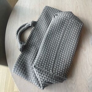 Elegant Tan Woven Tote Bag